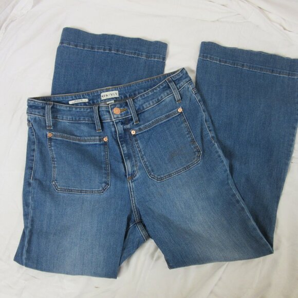 Ava & Viv Jeans High-Rise Relaxed Flare Blue Medium Wash Denim Size 16 NWT - Picture 3 of 12